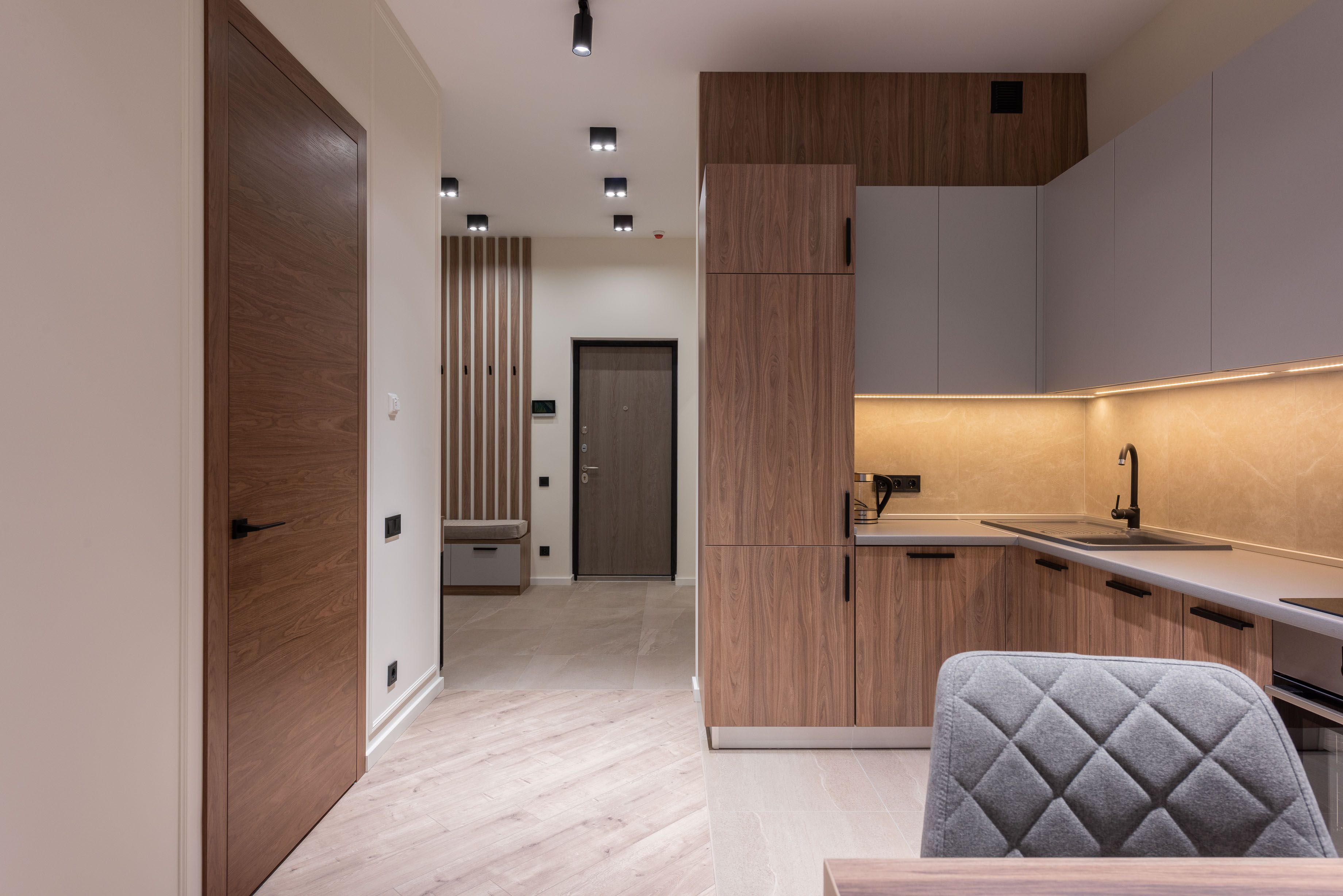 Apartment interior door
