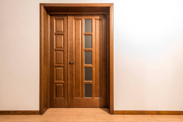 Glass detail door